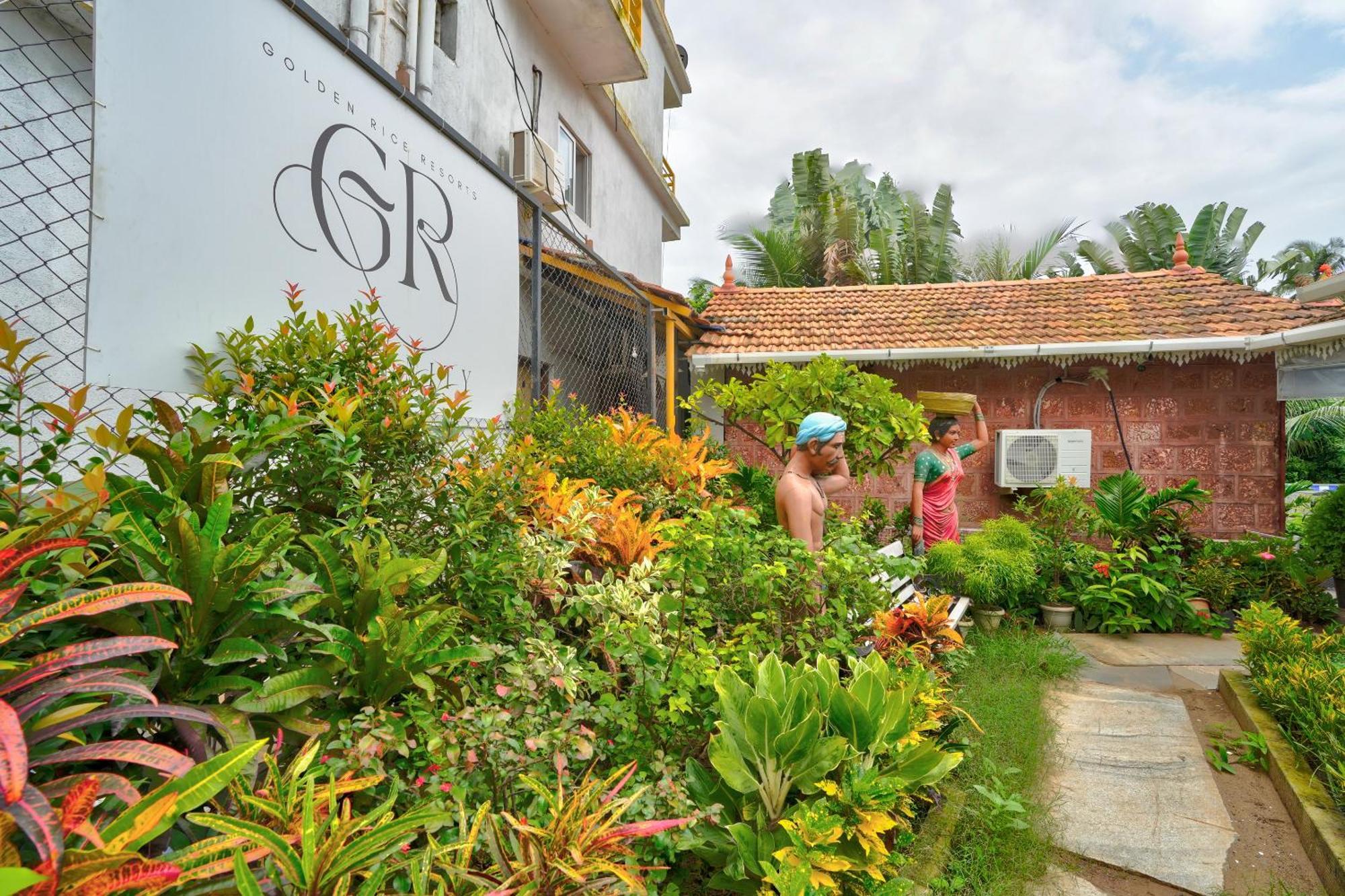 Golden Rice Resort & Cottages Candolim Exterior photo