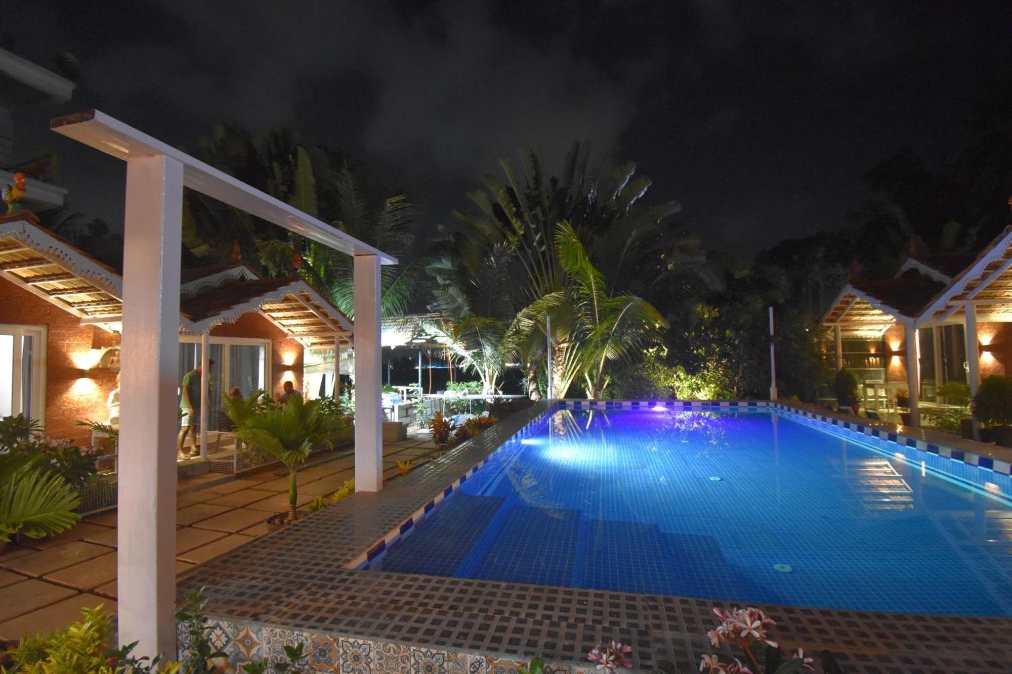 Golden Rice Resort & Cottages Candolim Exterior photo
