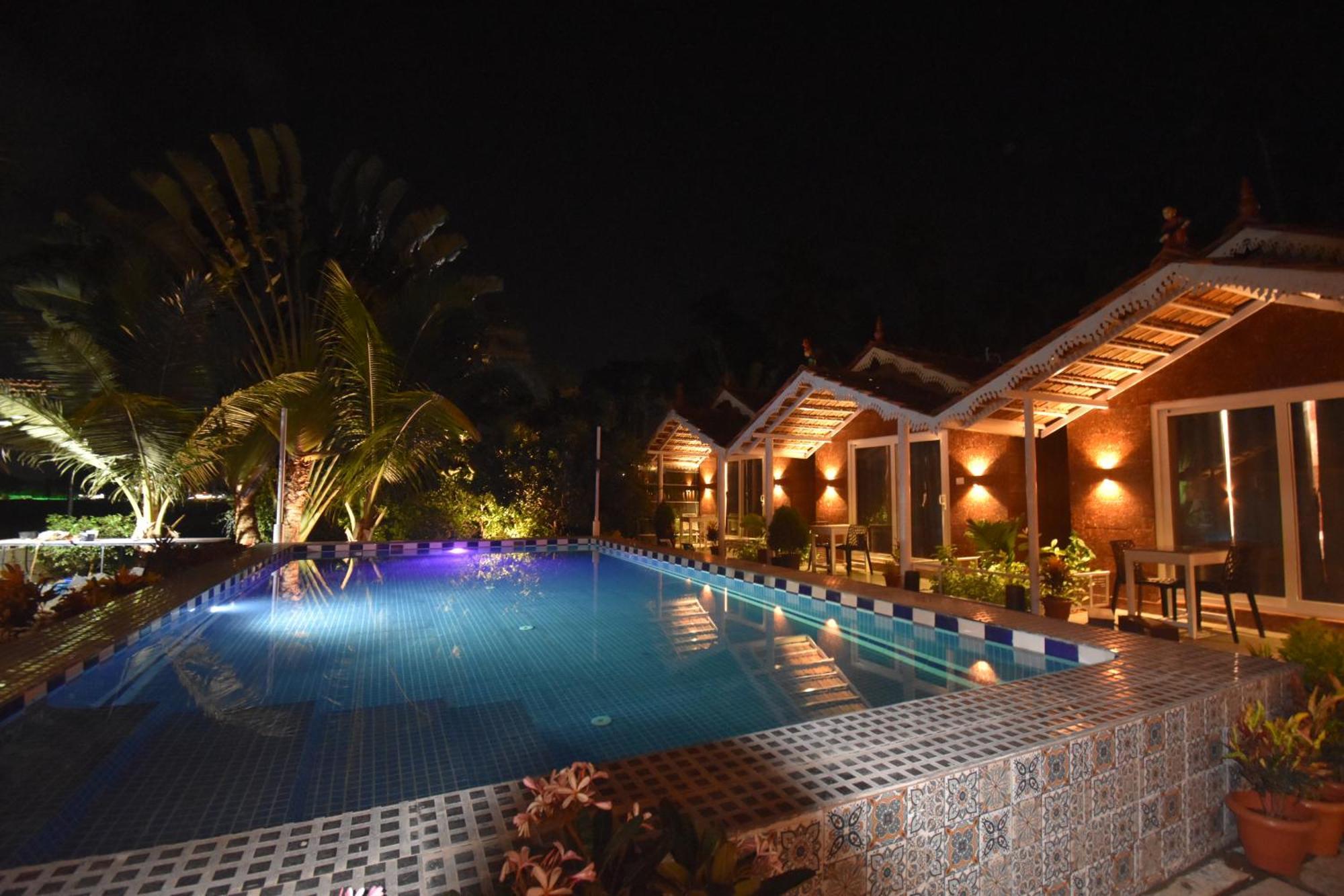 Golden Rice Resort & Cottages Candolim Exterior photo